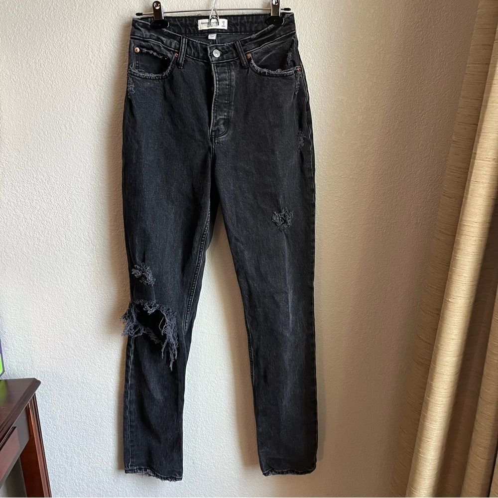 Abercrombie & Fitch The Dad High Rise Curve Love Jean Black